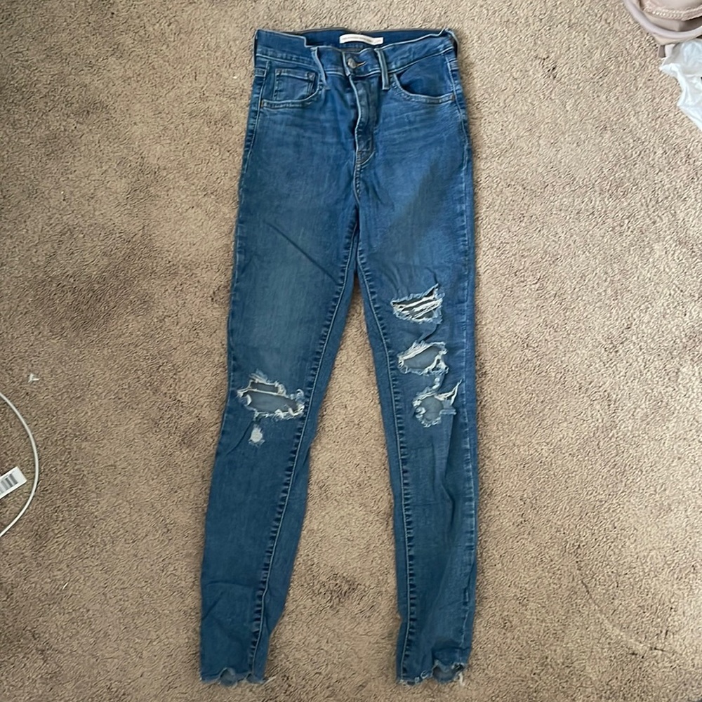 Levi 720 high rise super skinny jeans